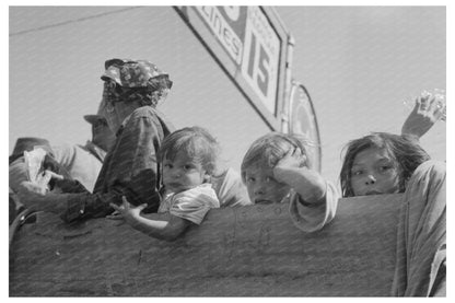 Mexican Woman and Children Returning Home Texas 1939