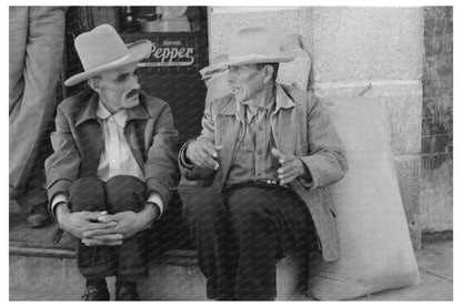 Mexican Farmers in Taylor Texas October 1939