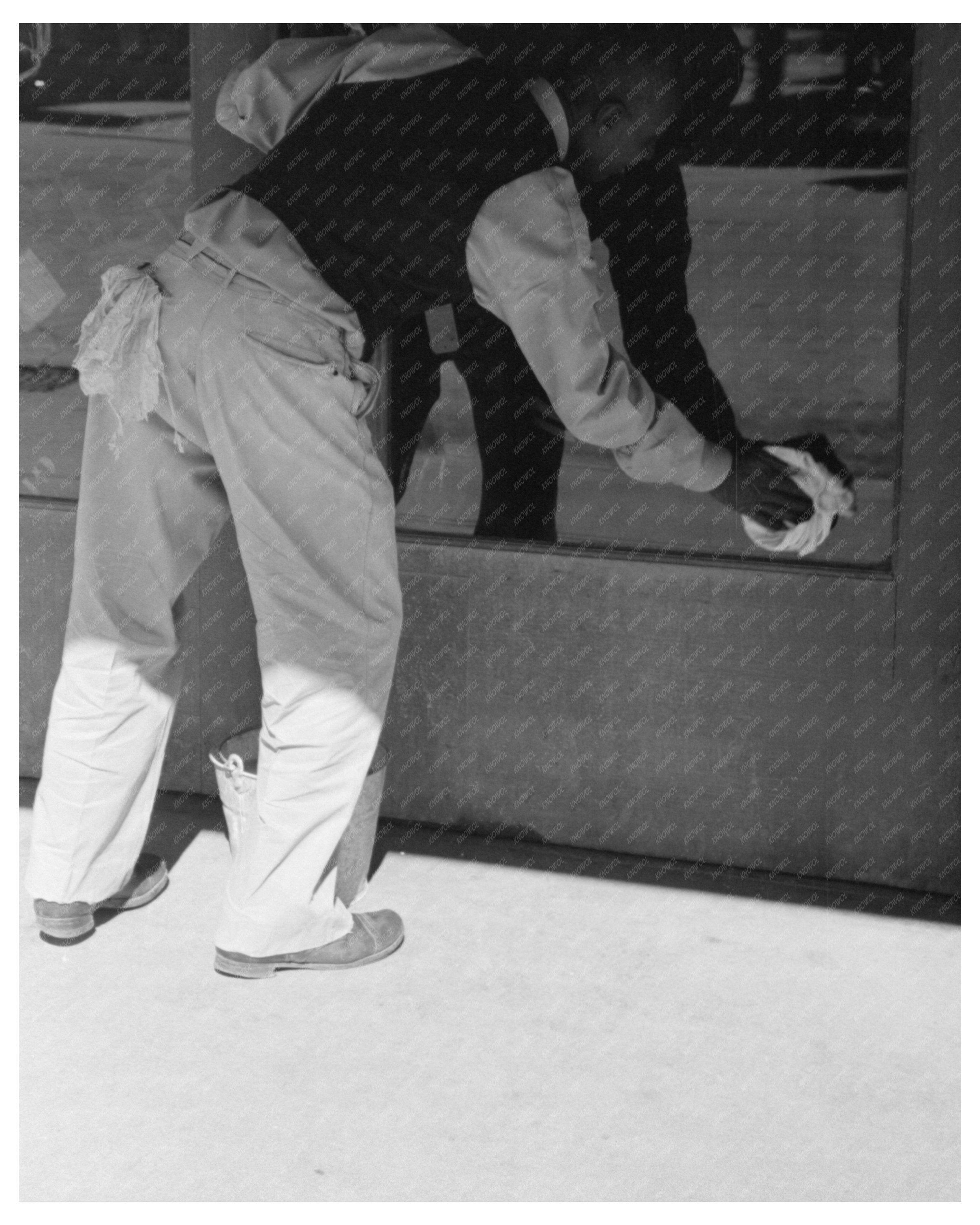 Window Washing in Taylor Texas 1939