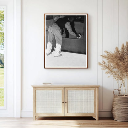 Window Washing in Taylor Texas 1939