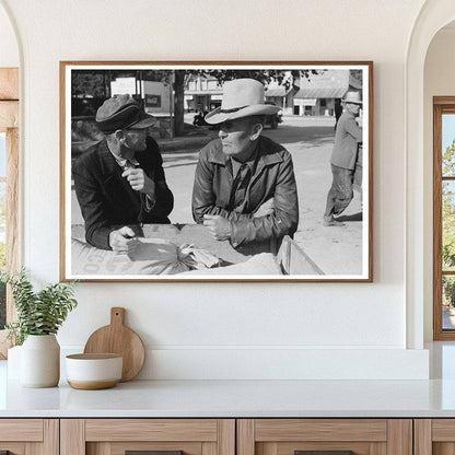 Men in Market Square Waco Texas November 1939