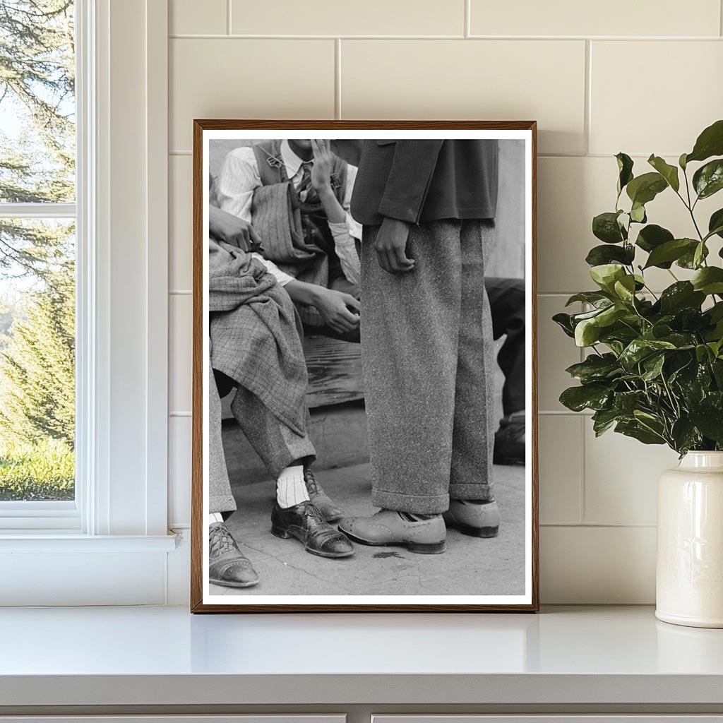 Youths Feet in Waco Texas Market Square November 1939