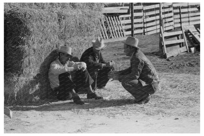 Cattlemen Discuss Livestock Management San Angelo 1939