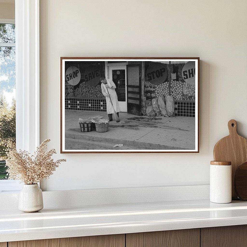 Vintage 1939 San Angelo Texas Morning Walkway Scene