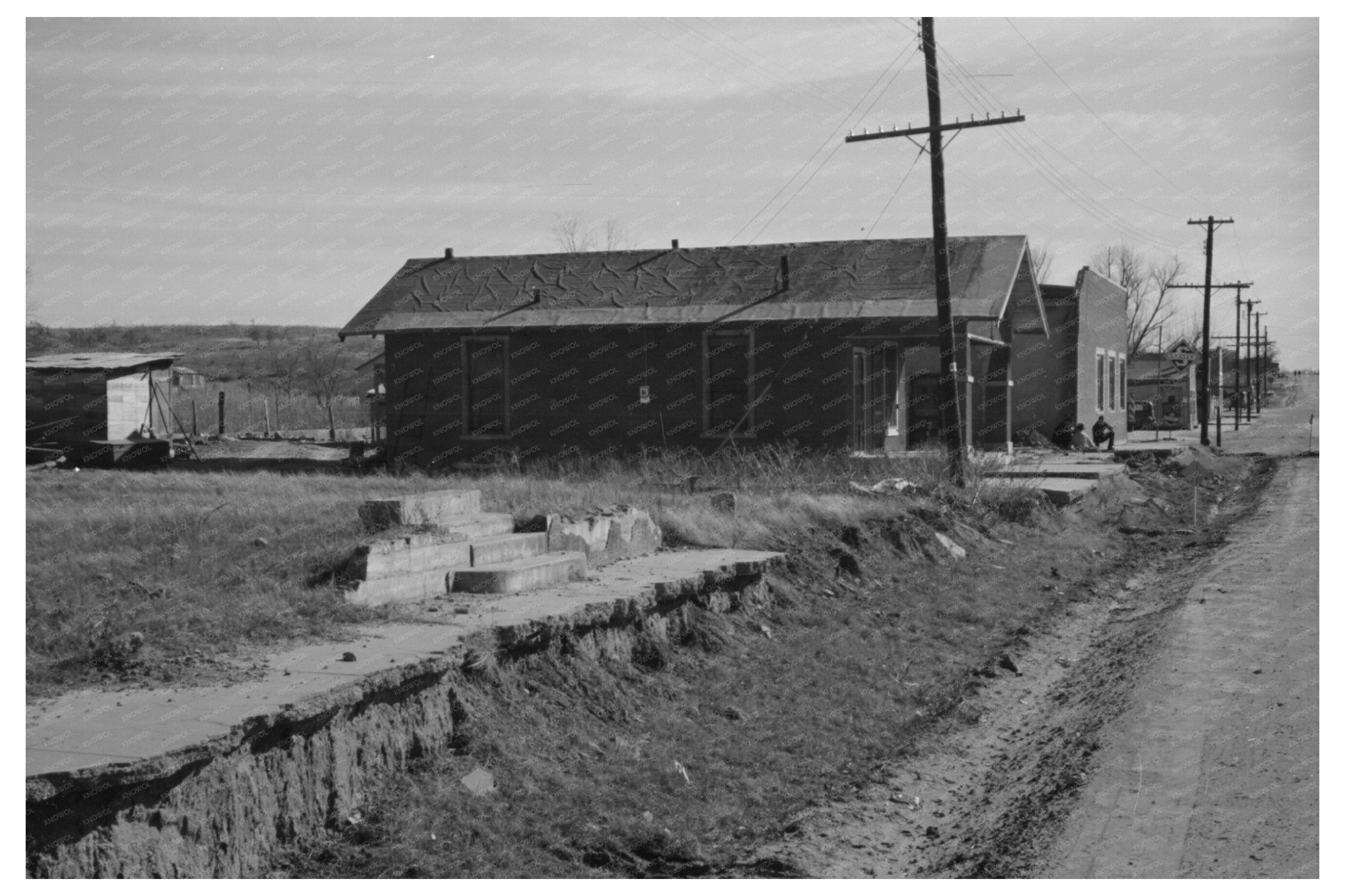 Slick Oklahoma street scene from February 1940