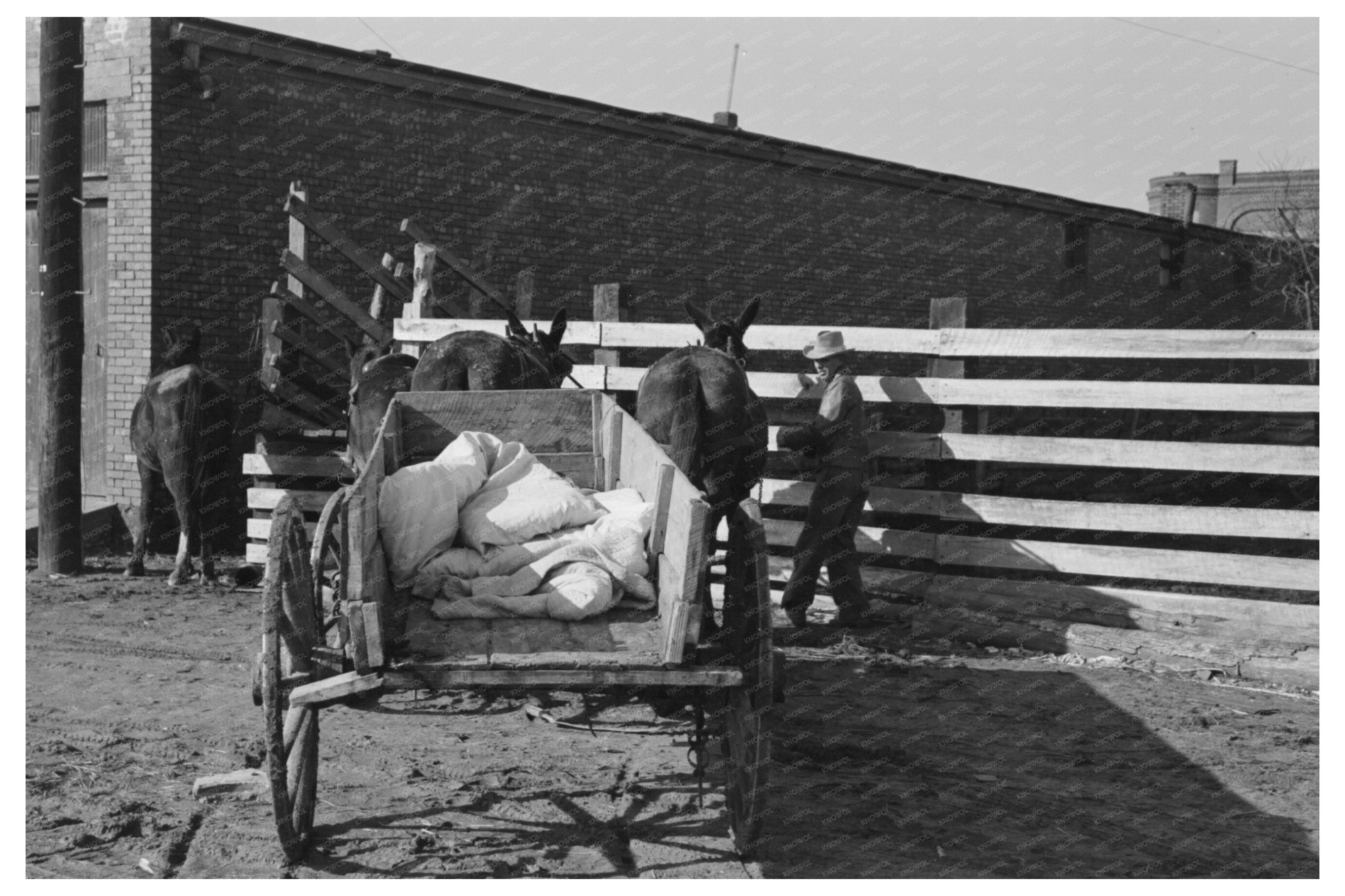 Itinerant Barber in Eufaula Oklahoma February 1940