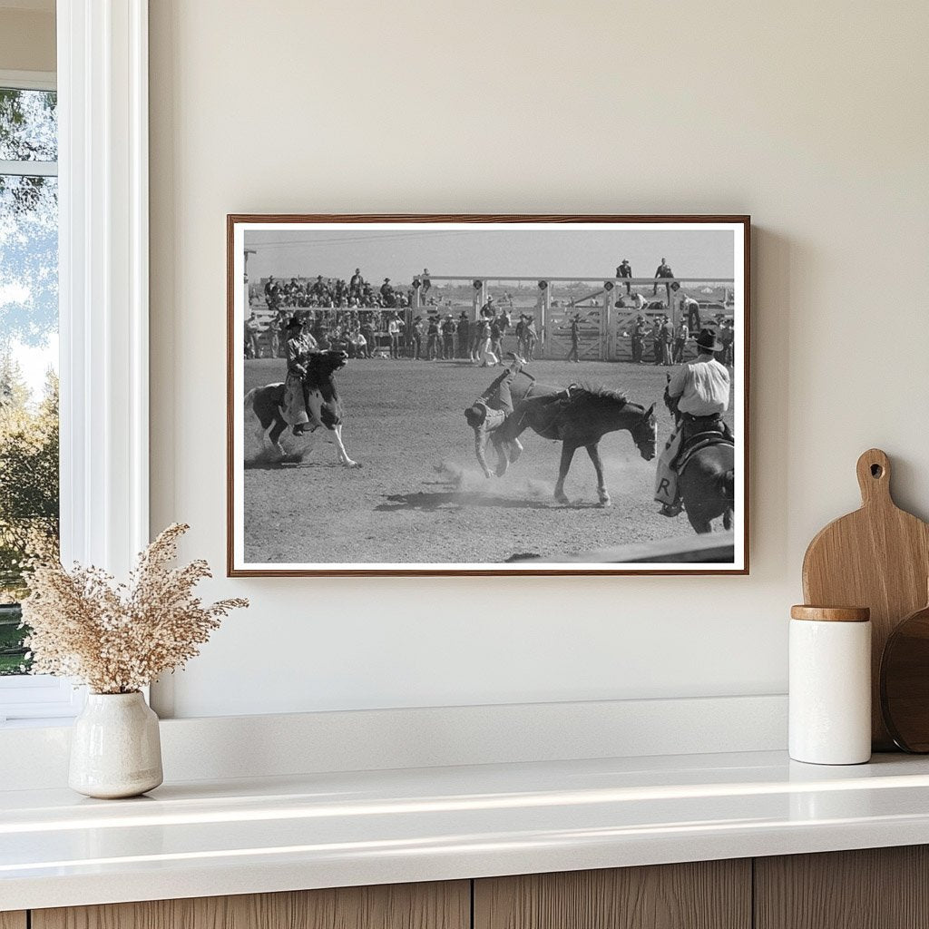 Rodeo Performer Bucked Off Bronco San Angelo Texas 1940