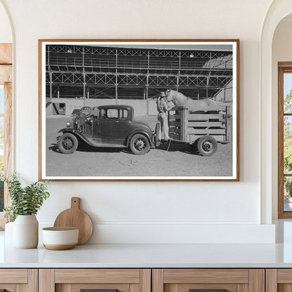 Rodeo Performer Arrives at San Angelo Fat Stock Show 1940