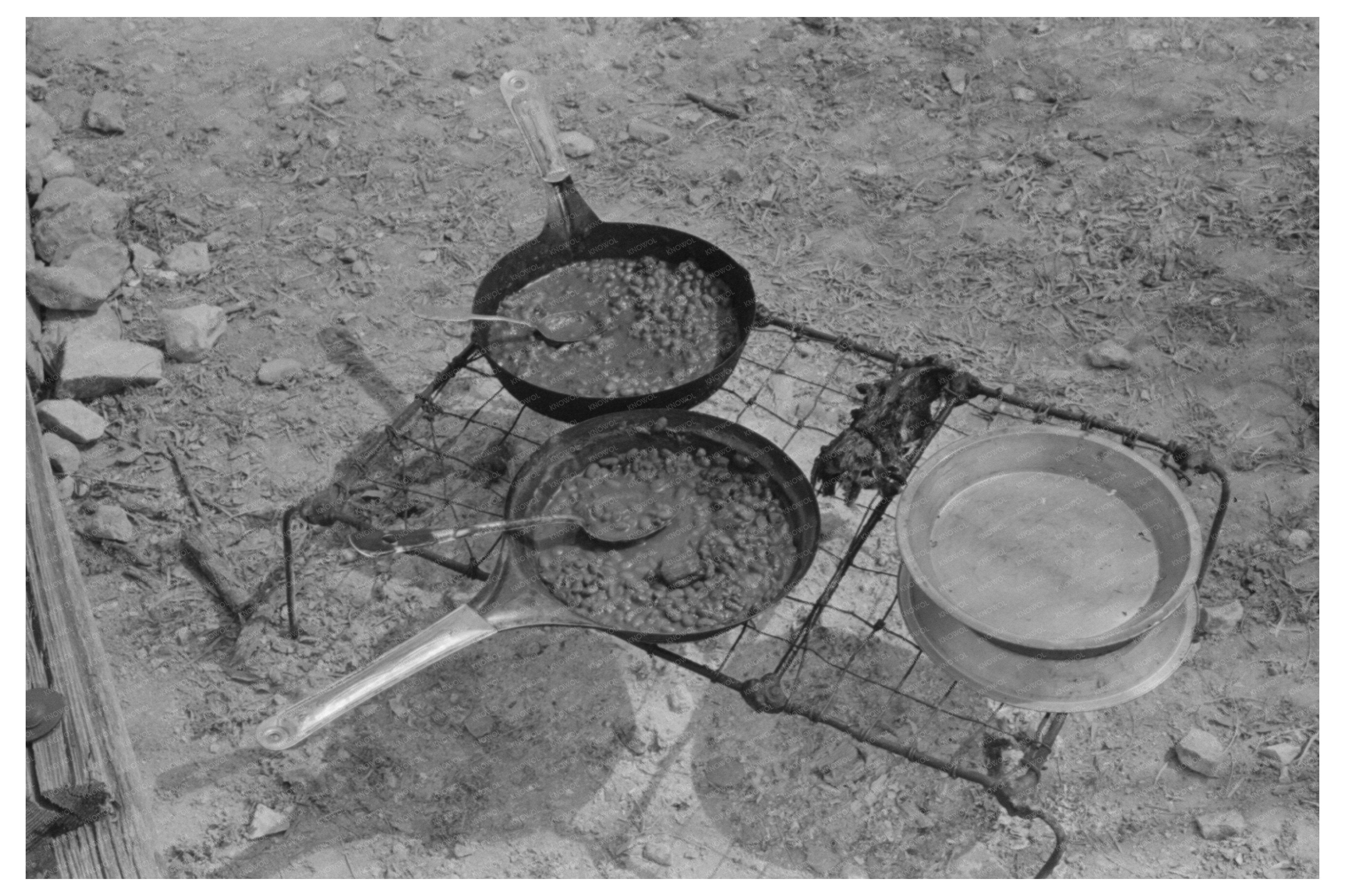 Goat and Sheep Shearers Campfire Meal Texas 1940