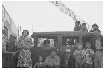 Phoenix Orchestra Performance Outdoor Scene 1940
