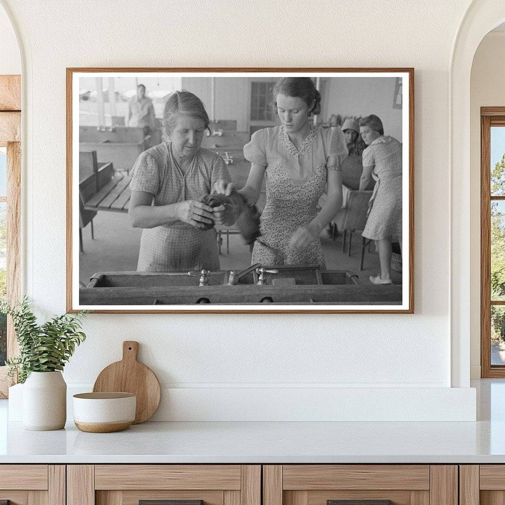 Wives of Migratory Laborers in Arizona Laundry May 1940