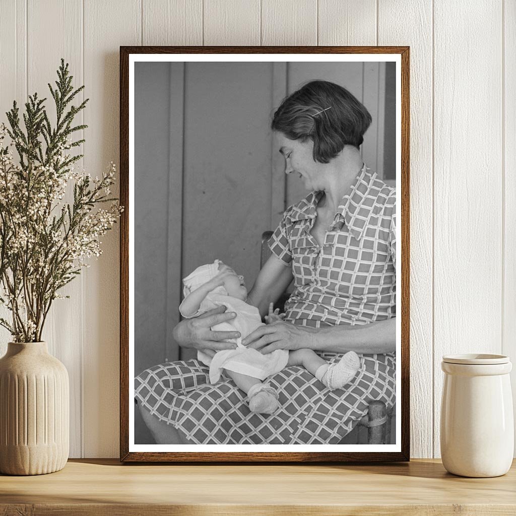 Mother and Child at Agua Fria Labor Camp 1940