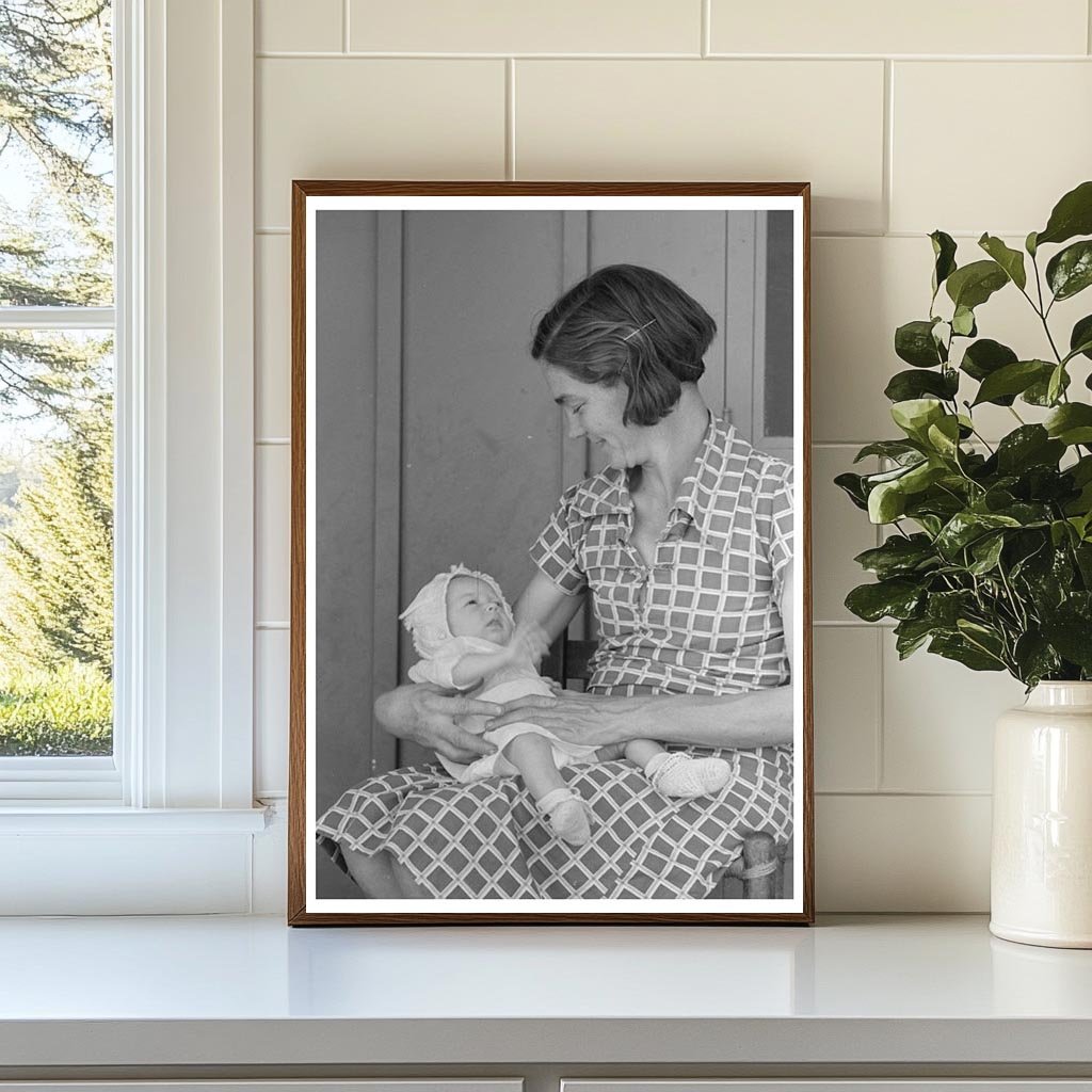 Mother and Child at Agua Fria Migratory Labor Camp 1940