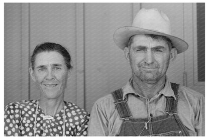 Migratory Worker and Wife at Agua Fria Camp 1940