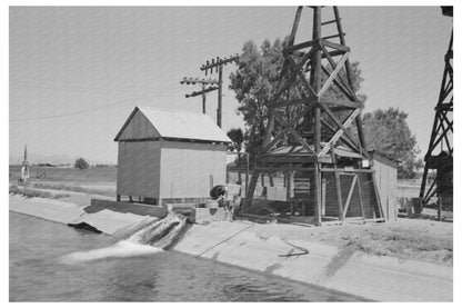 Deep Water Well for Irrigation in Maricopa County 1940