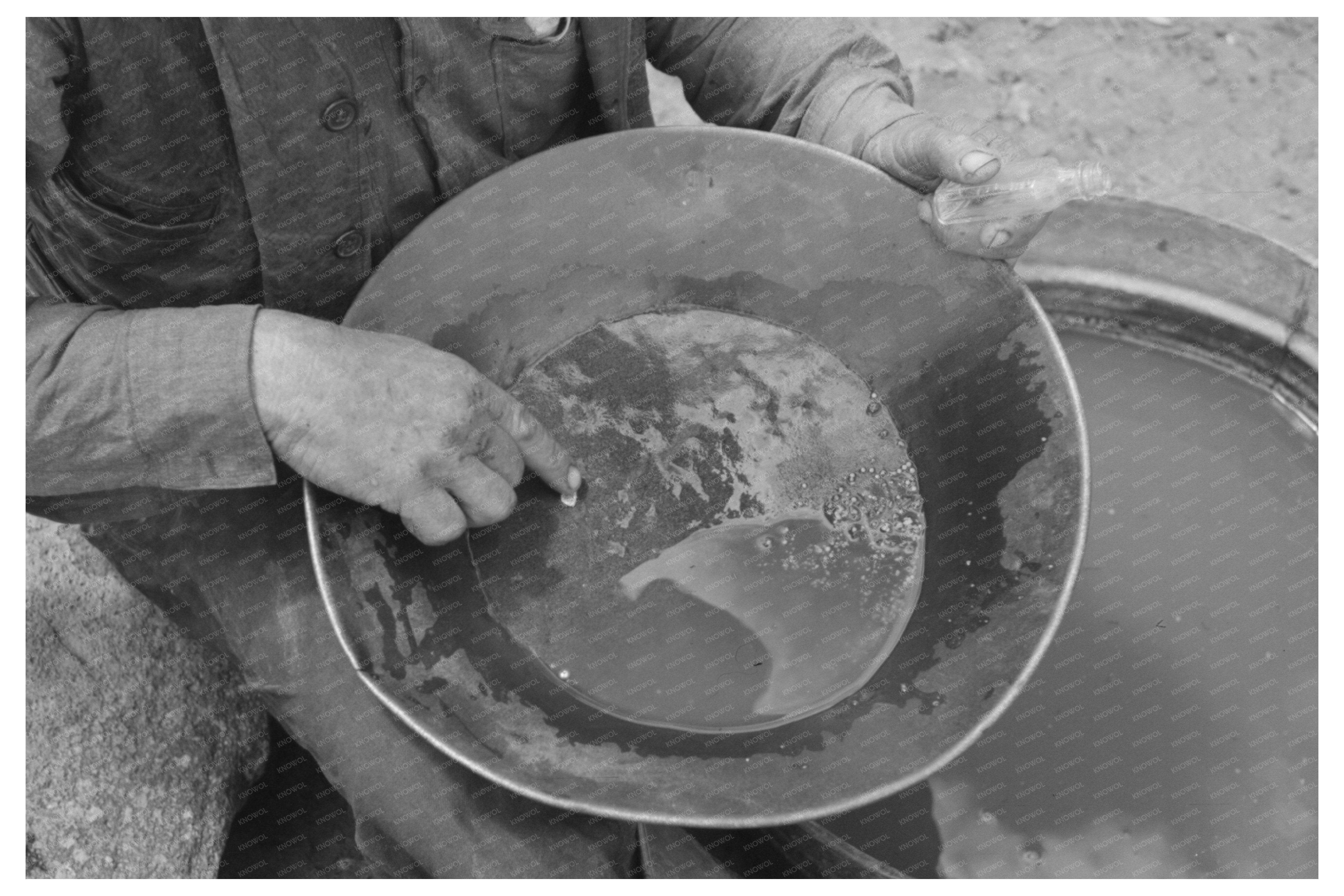 Gold Pan with Dirt and Particles Pinos Altos 1940