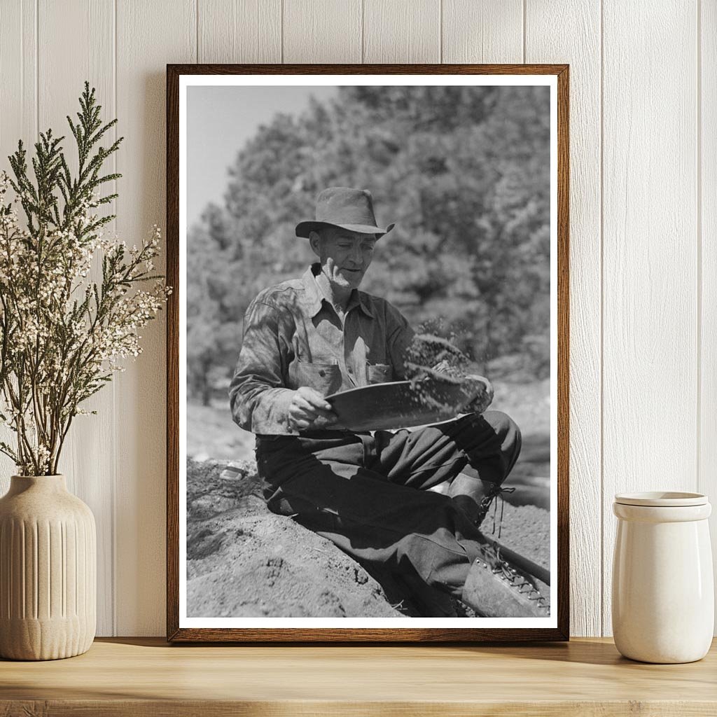 Dry Gold Panning in Pinos Altos New Mexico 1940