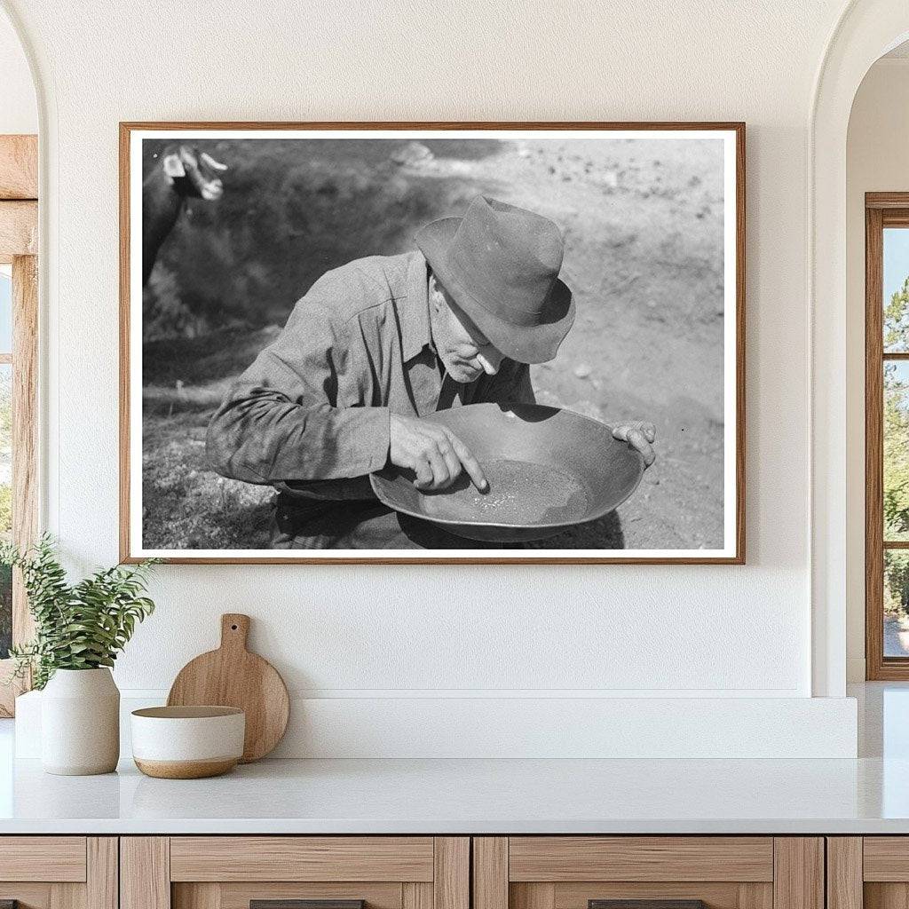 Vintage Gold Prospector Dry Panning in Pinos Altos 1940