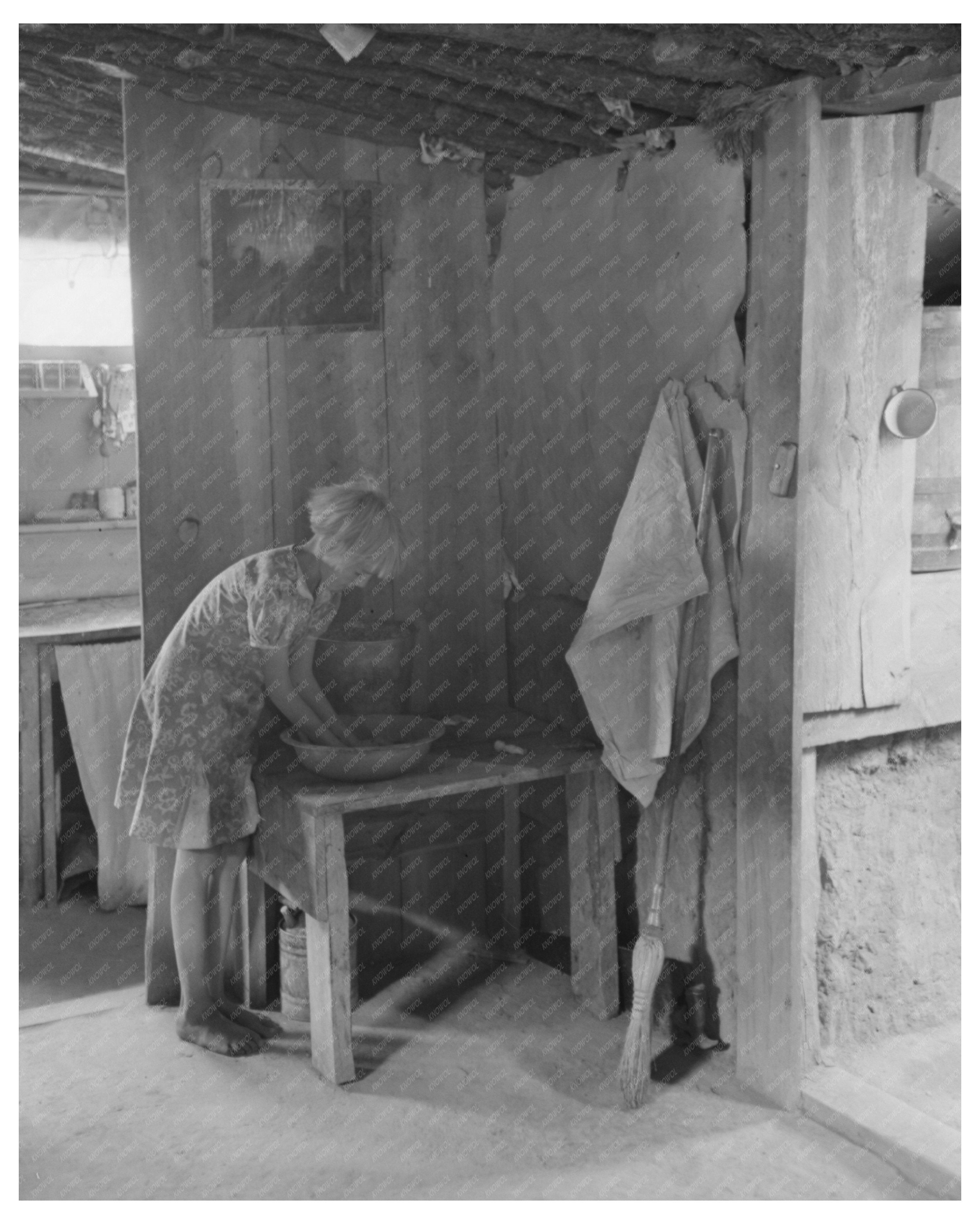 1940 Vintage Photo of Girl Washing Hands in Pie Town NM