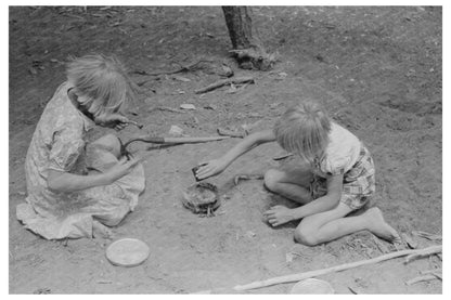 Whinery Children Playing in Pie Town New Mexico June 1940