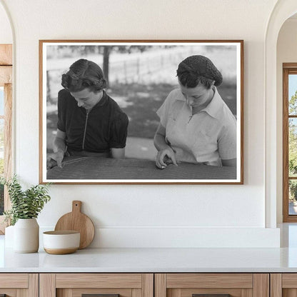 Mormon Women Quilting in Box Elder County Utah 1940