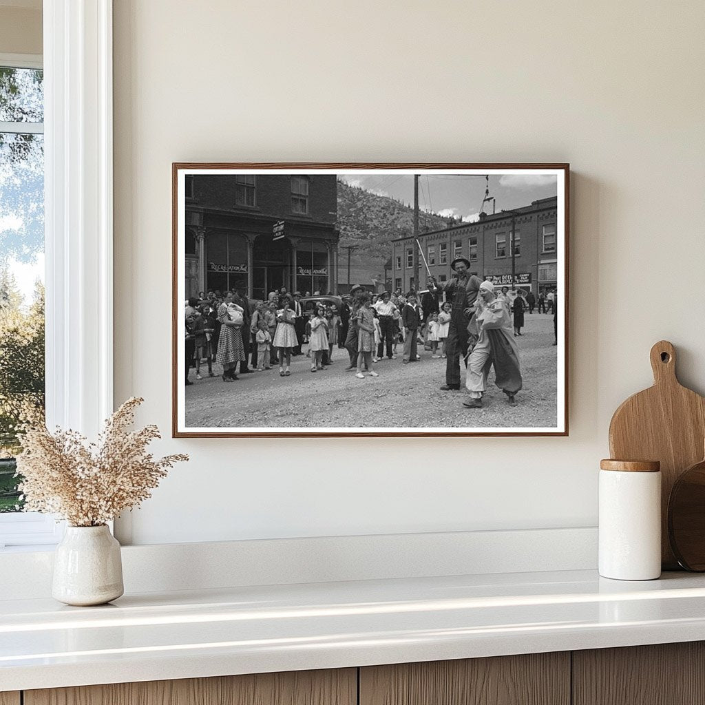 Children Watching Labor Day Parade Silverton Colorado 1944