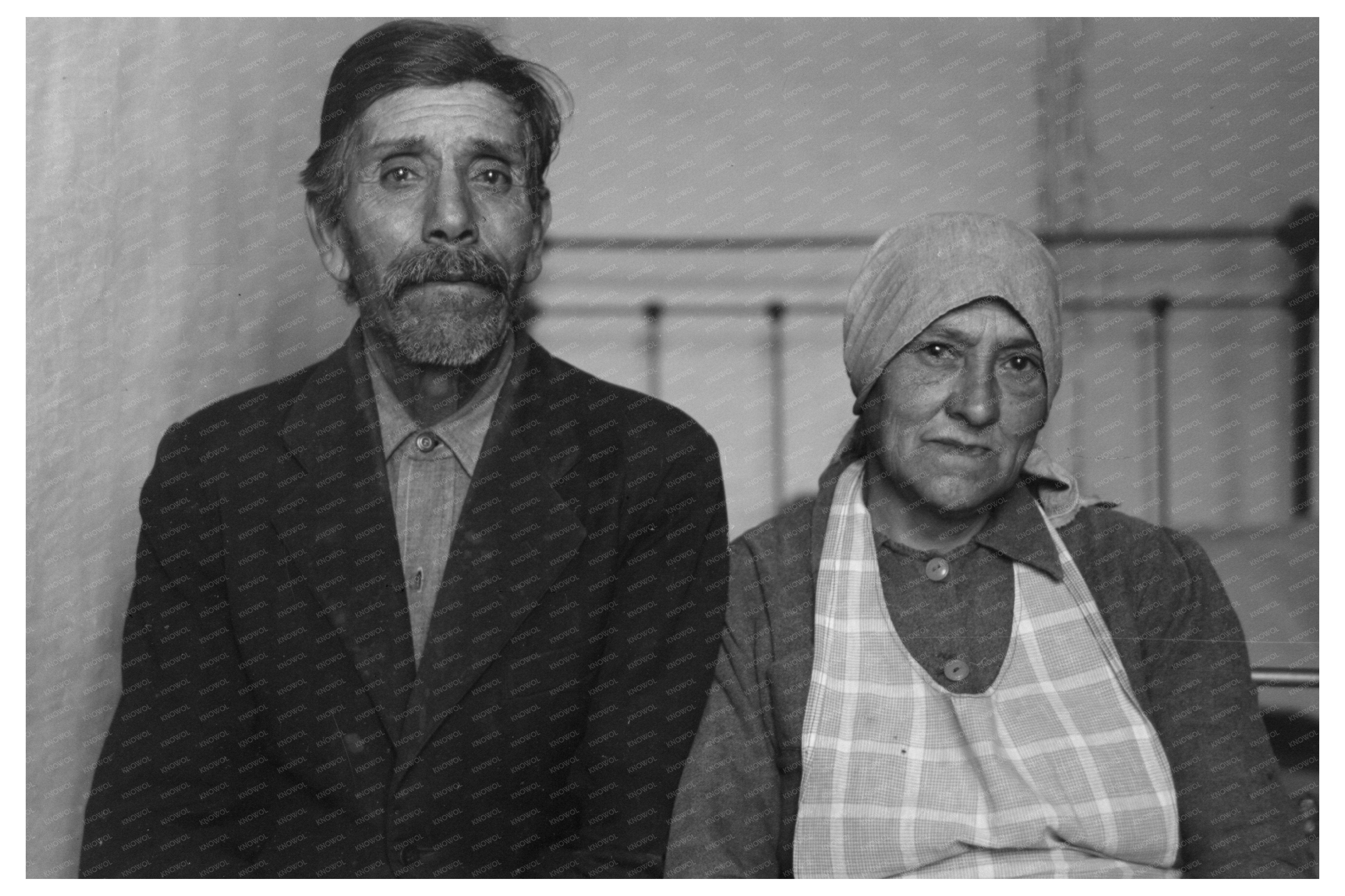 Elderly Spanish Couple in Concho Arizona 1940 Photo