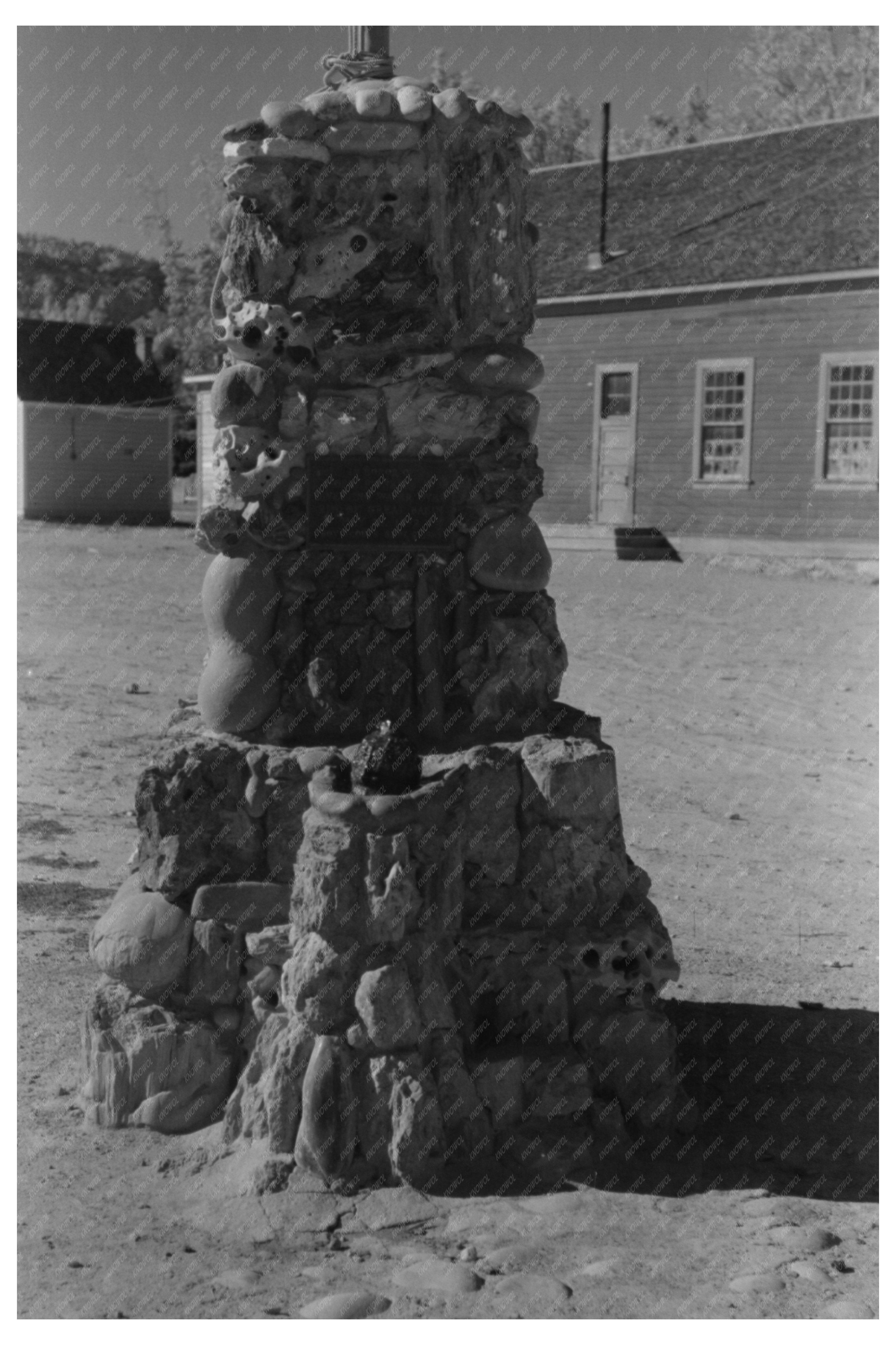 Tropic Utah Fountain Vintage Photo October 1944