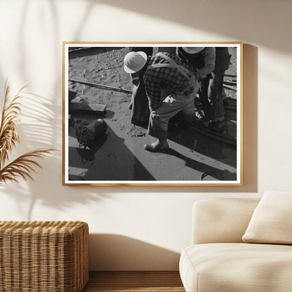 Workers Constructing Shasta Dam 1940