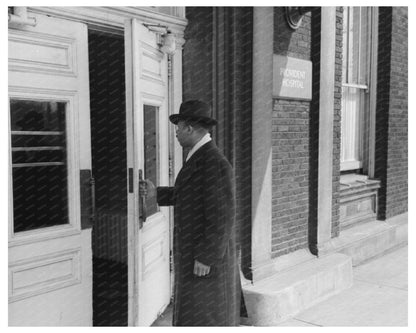Doctor at Provident Hospital Chicago April 1941