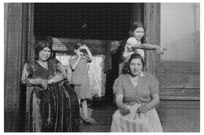 Gypsies in South Side Chicago April 1941