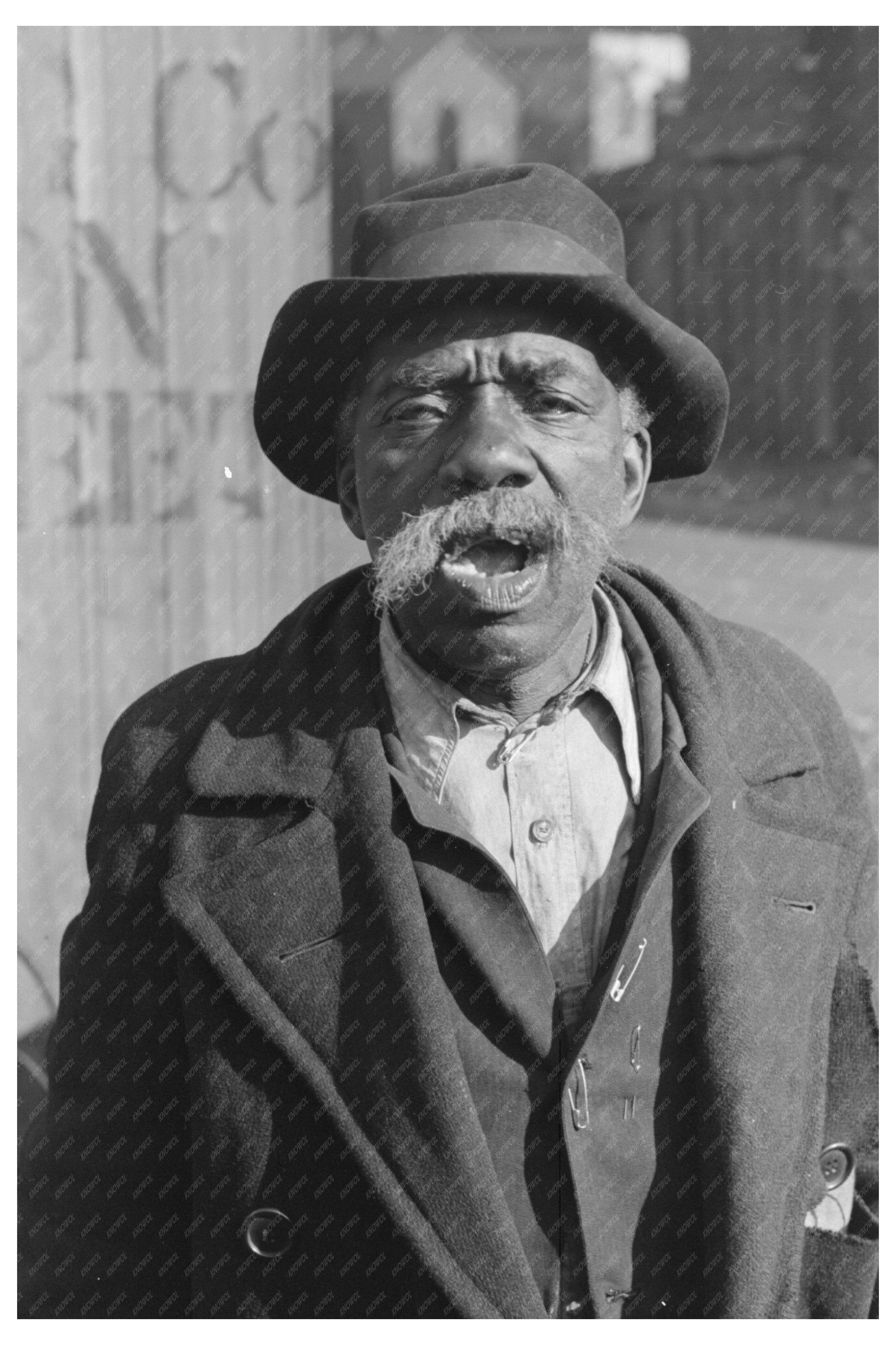 Elderly Man in South Side Chicago April 1941 Vintage Photo