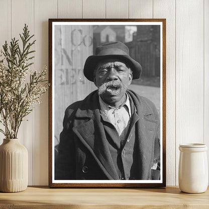 Elderly Man in South Side Chicago April 1941 Vintage Photo