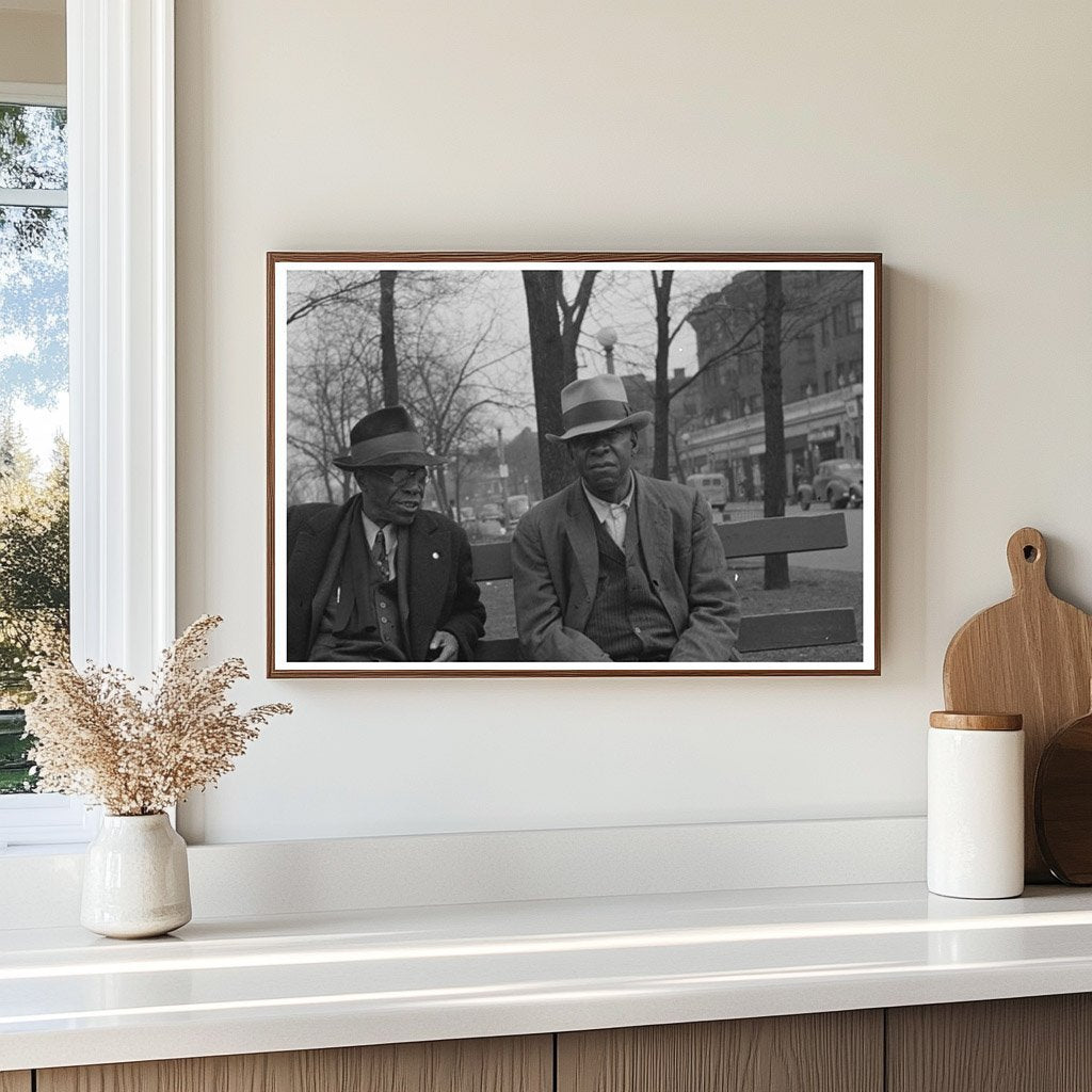 Chicago Park Bench Conversation April 1941