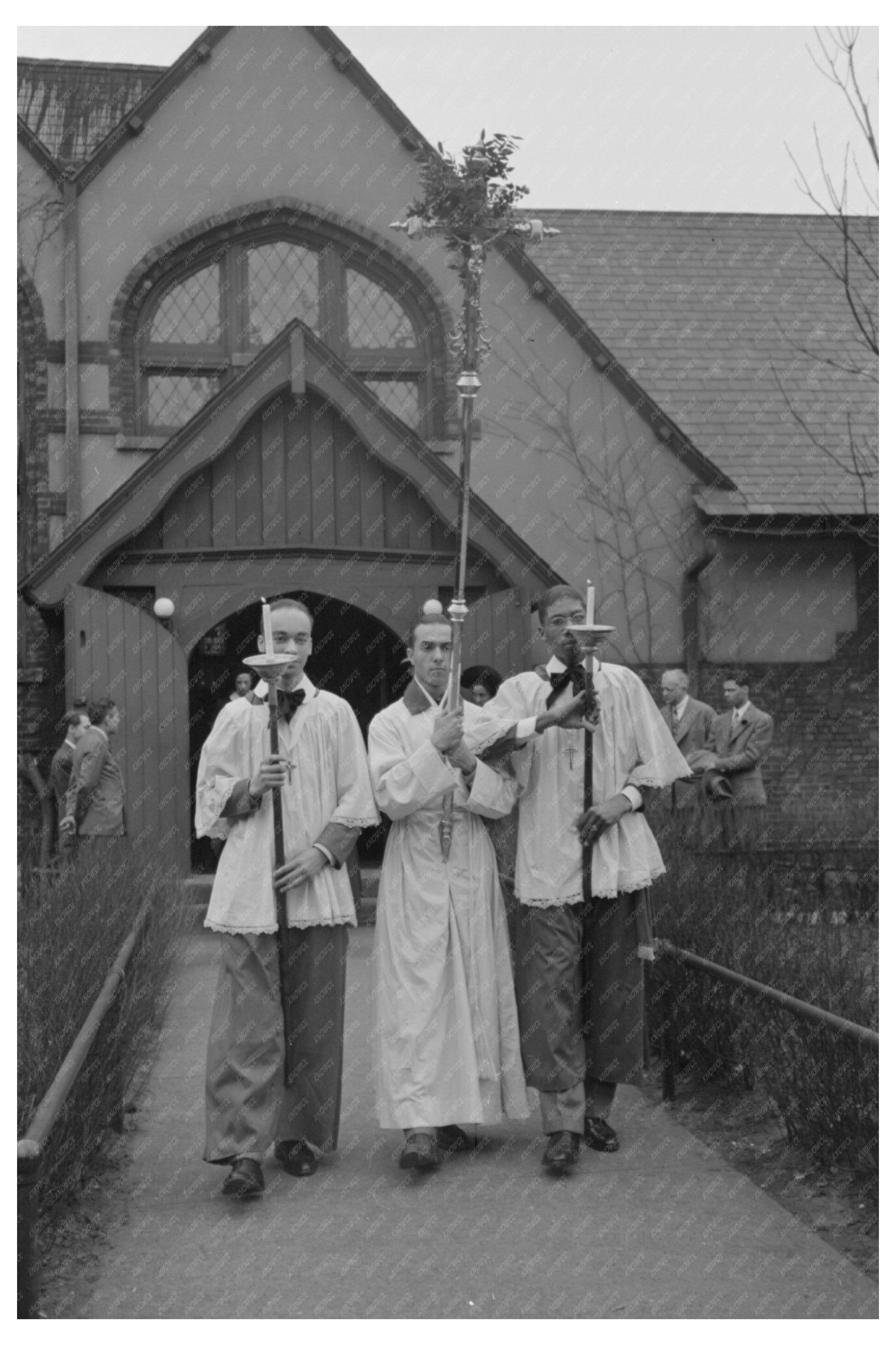 Easter Morning Processional Chicago 1941