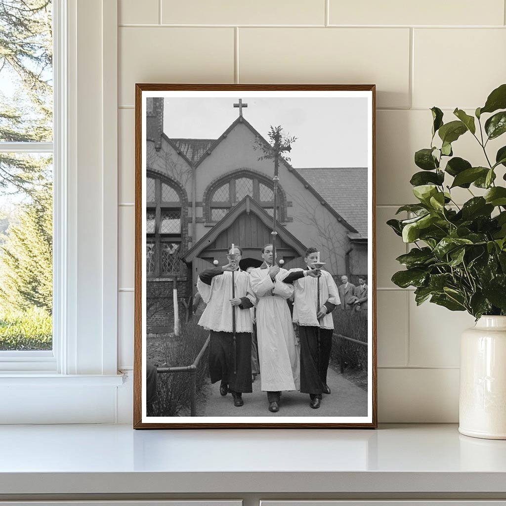 Episcopal Church Processional South Side Chicago 1941