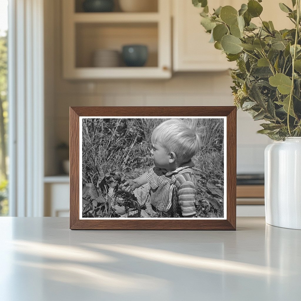 Child of Farm Worker in Caldwell Idaho June 1941