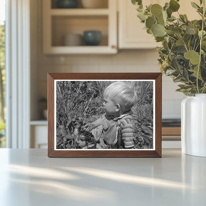 Child of Farm Worker in Caldwell Idaho June 1941