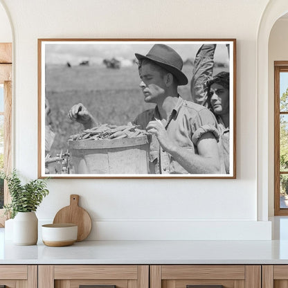 Pea-Picking Crew Laborers in Nampa Idaho 1941