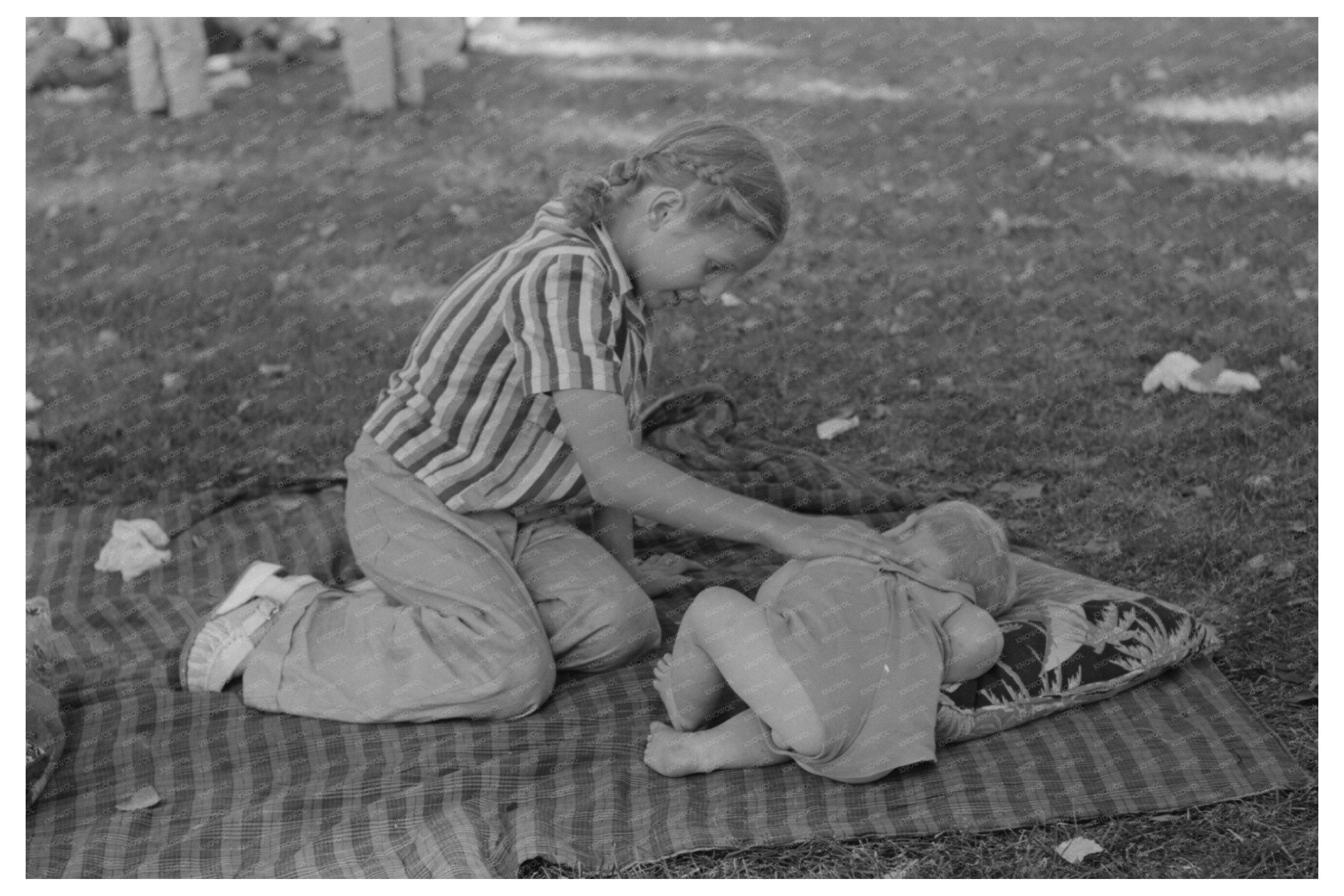 Fourth of July Picnic Scene Vale Oregon 1941