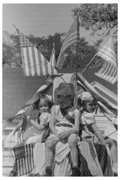 Fourth of July Parade Float with Children Vale Oregon 1941