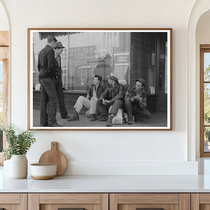 Boys Seeking Work at Employment Office Yakima 1941