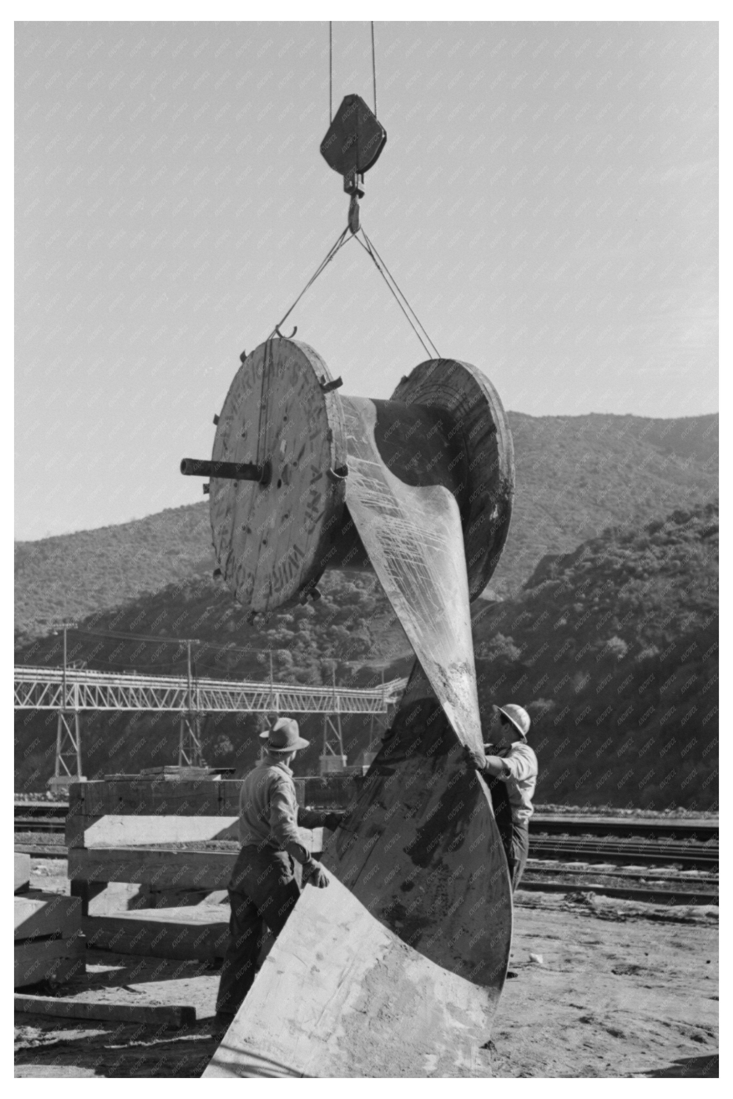 Rubber Conveyor Belt for Gravel Transport at Shasta Dam 1941