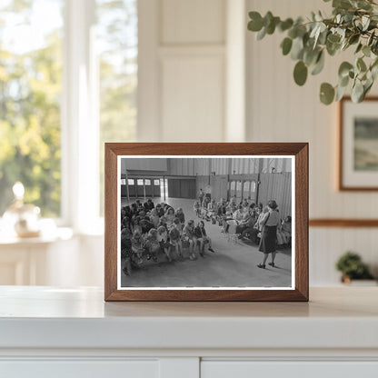 Vintage 1942 Farm Workers Sunday School Scene Woodville CA