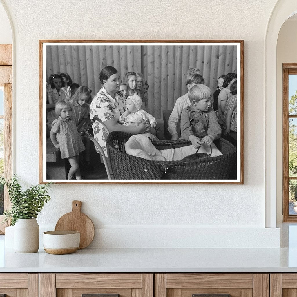 Sunday School Gathering for Farm Workers Woodville 1942