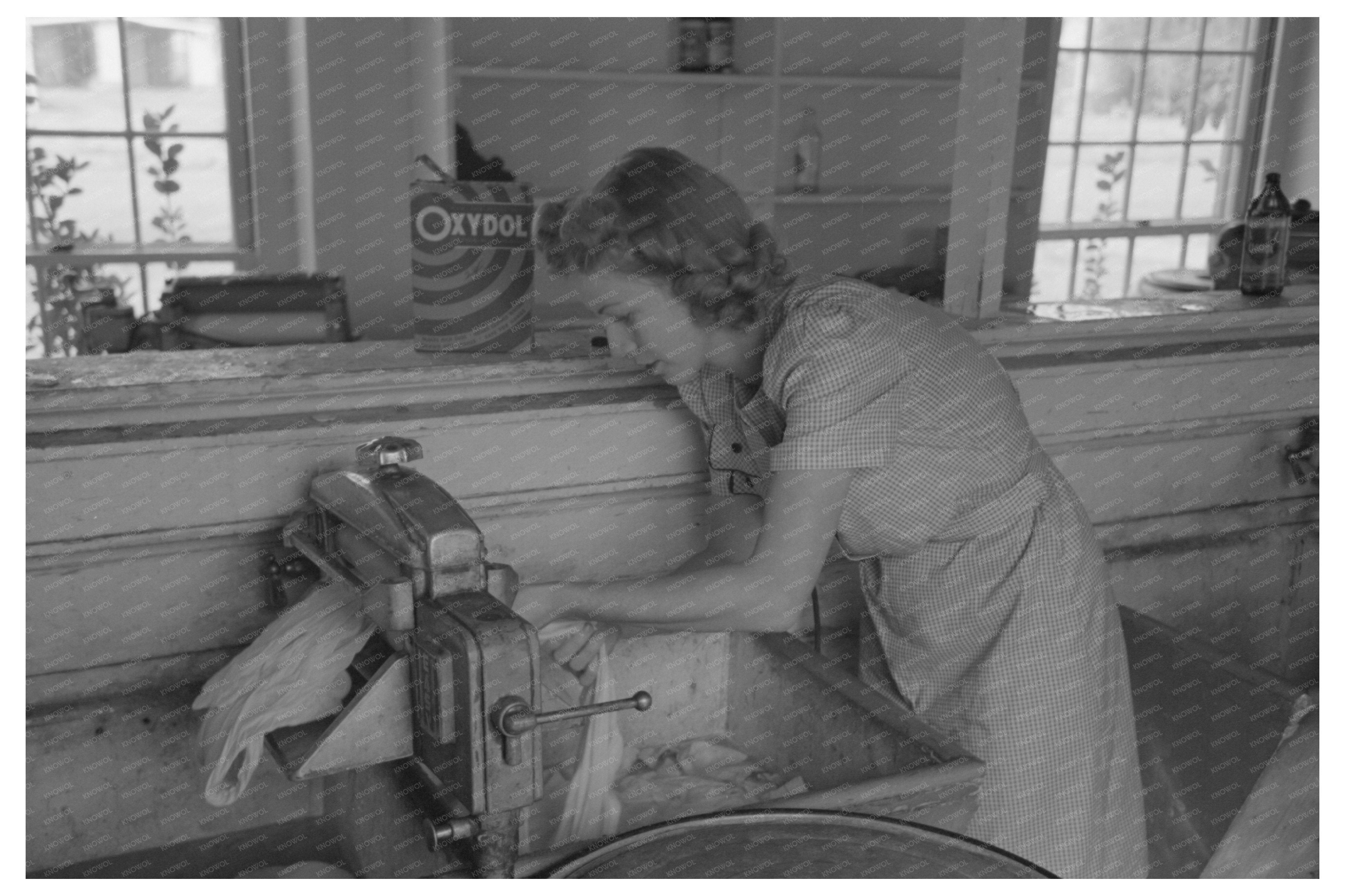 Washday Activities at Camelback Farms 1942