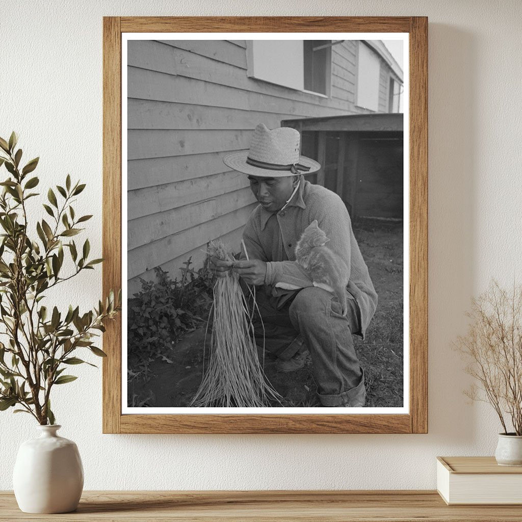 Vintage 1942 Agricultural Worker Bunching Carrots Arizona