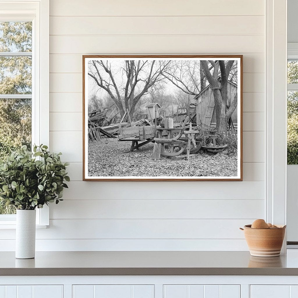 W.H. Cox Farmyard in Johnson County Iowa 1936