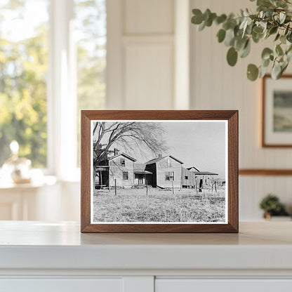 Abandoned Farmhouse in Seneca Illinois 1937