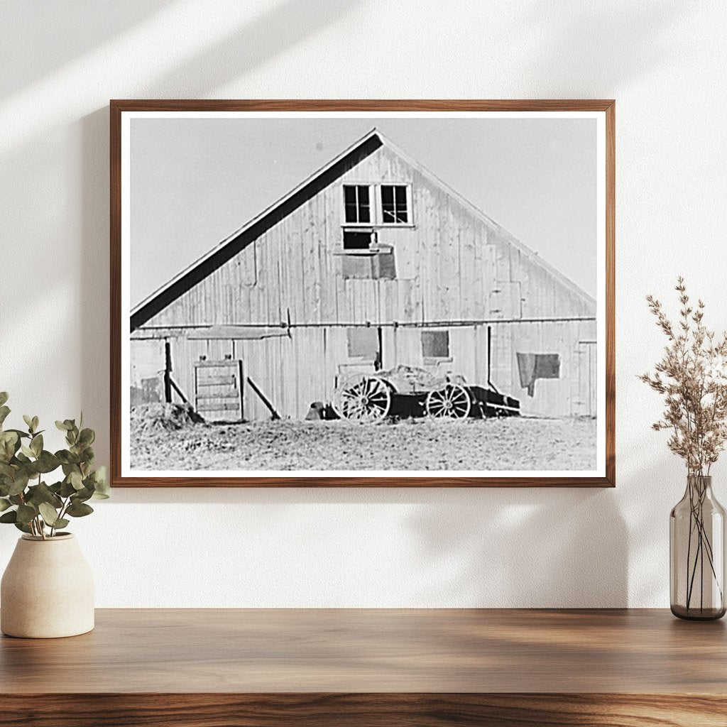 Vintage Barn on George Finkles Farm Illinois 1937